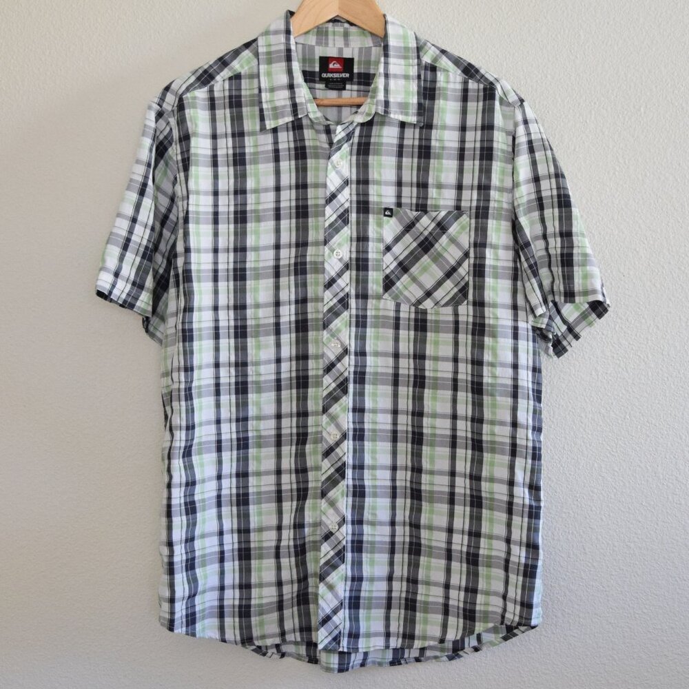 QUIKSILVER Plaid Button Down Short Sleeve Shirt Green White Grey & Black Size L